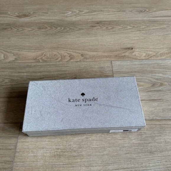 KATE SPADE ♠️ QUILTED LEATHER CROSSBODY CARD CASE SET - Picture 8 of 9